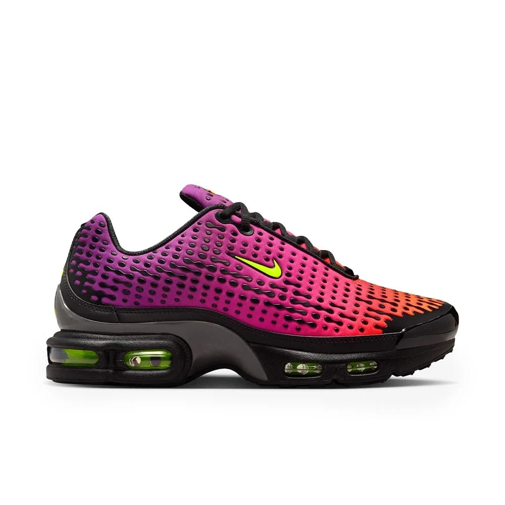 NIKE AIR MAX PLUS