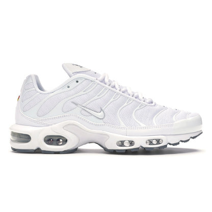 NIKE AIR MAX PLUS